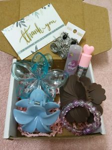 Charming Pink Beauty &amp; Accessory Set Hamper Box