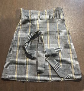 Plaid Mini skirt with belt