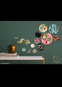 Walk Decor