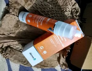 Derma Co. Hyaluronic Sunscreen Gel