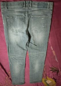 women's Light Wash Distressed Denim Jeans