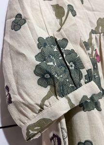 Elegant Floral flared Kurta