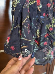 Dark Floral Print V-Neck Tunic Top
