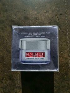 L'Oreal Paris Revitalift Hyaluronic Acid Cream