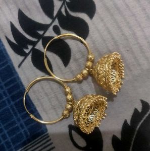Traditional Gold Jhumka Earrings