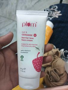 Plum Oat & Ceramide Face Cream