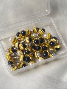 STUDS BOX (10 Pairs)🌼