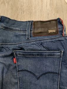 Sc9628 Levi's jeans waist 36 inches