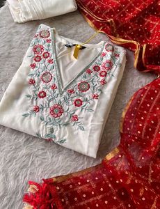 Embroidered White Kurta with Red Dupatta