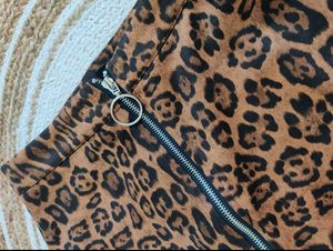 Leopard Print Mini Skirt with Zipper
