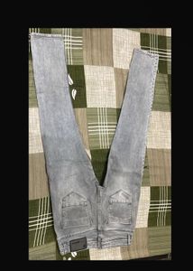 Light Wash Denim Jeans