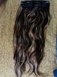 Clip-in Hair Extensions ..only big one available