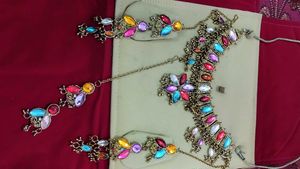antique neck set