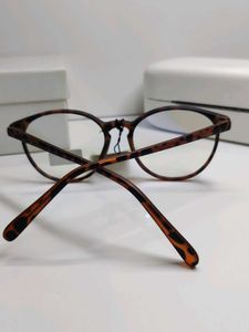 Stylish Tortoiseshell Glasses