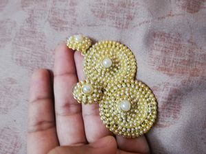 Pearl Earings