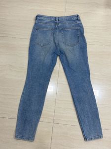 H&amp;M Slim Jeans