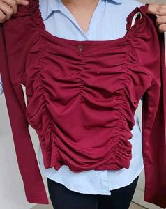 ❤️Chic Ruched Red V-Neck Top