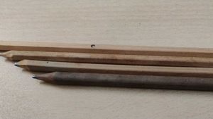 Vintage WWII War Drawing Pencils Lot (4 )
