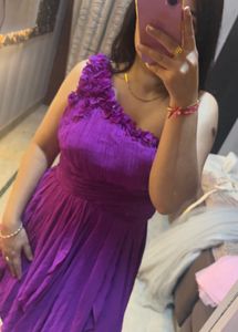 Stunning Purple One-Shoulder Dress 👗