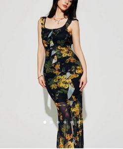 Vintage Floral Ruffle Maxi Dress