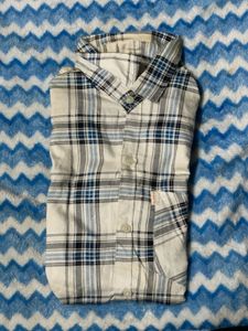 Men's Plaid Button-Down Shirt