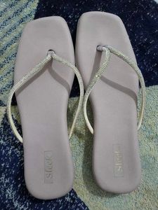 🩰Stylish Embellished Flip-Flops🩰