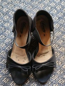 Black Bow Heels