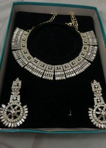 Stunning  Necklace Set