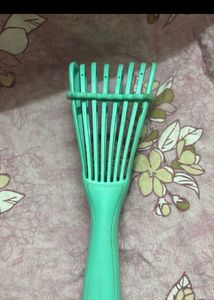 Detangling  and paddle brush combo of 2
