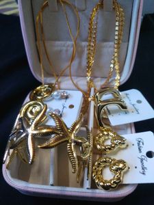 Gold Tone Fashion Jewelry Set