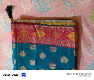 Gorgeous Teal &amp; Gold Patterned Saree