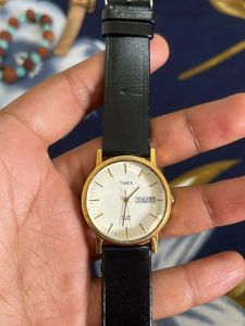 Timex USA Vintage Golden Watch( Diamond Cut Glass)