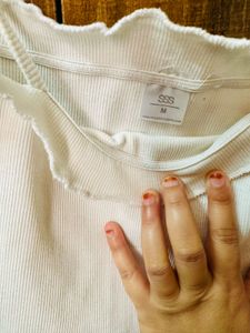 Ribbed white top and tube