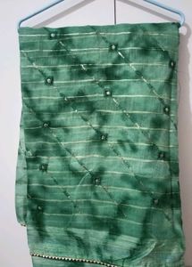 Green Tie-Dye Saree with Gold Accents