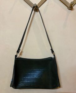 Chic Green Leather Bag