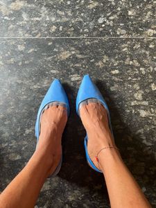 Stylish Blue Slingback Flats