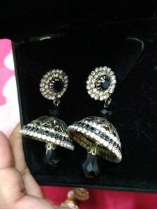 Vintage Style Drop Earrings