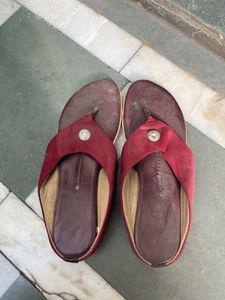Stylish Burgundy Jutti Flats