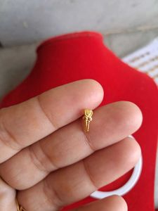 Gold Nose Pin