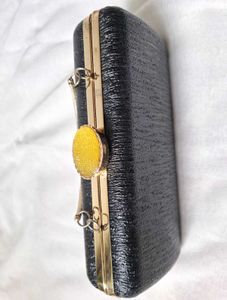 Elegant Black &amp; Gold Hardcase Evening Clutch (Good