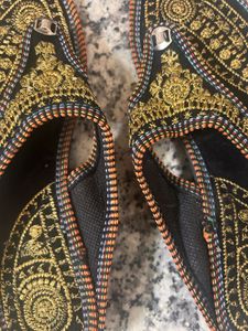Embroidered Black Flip-Flop Sandals
