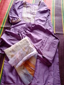 Elegant Lavender Kurta Set with Gold Embellishment