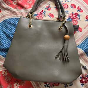 Stylish Grey Tote Bag with Chain Detail