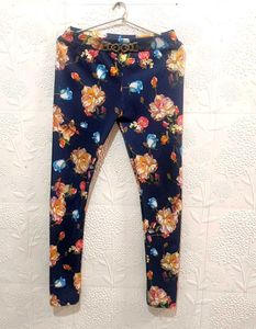 💥 Price Drop💥New Floral Print Leggings