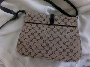 Gucci Stylish Crossbody Bag(copy)