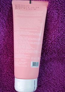 Dot &amp; Key Face Wash