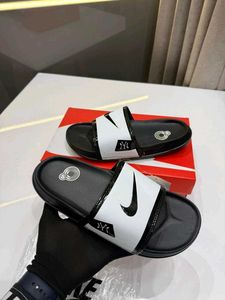 Nike flip flops