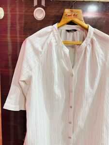 Women's White Textured Button-Up Top