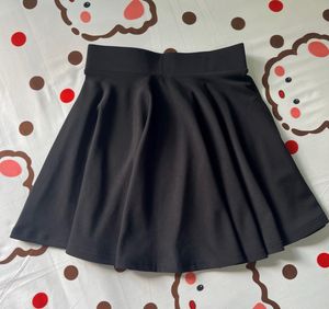 Black mini Skirt