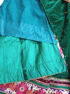 💥🆕️ Emerald Green Velvet Lehenga Set